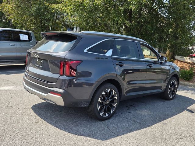 Used 2025 Kia Sorento EX w/ Panoramic Sunroof Package FWD image 9