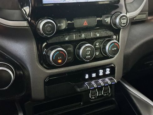 Used 2022 RAM 1500 Big Horn RWD image 18