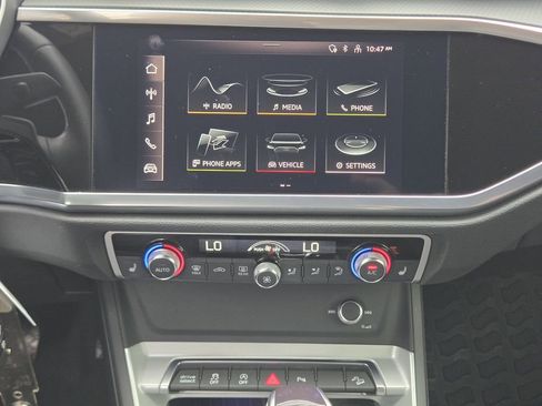 Used 2022 Audi Q3 2.0T Premium Plus image 24