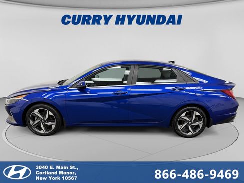 Certified 2023 Hyundai Elantra Limited FWD image 2
