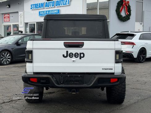 Used 2020 Jeep Gladiator Sport w/ Quick Order Package 23S image 10