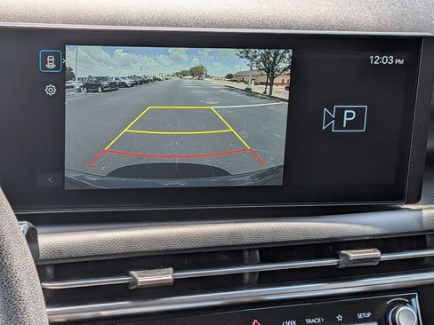 Used 2025 Hyundai Tucson SEL FWD image 23