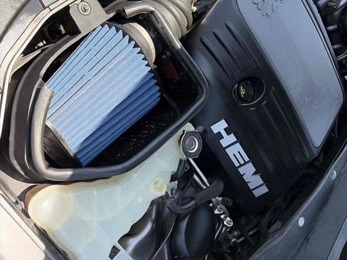 Used 2013 Chrysler 300 C w/ Light Group RWD image 29