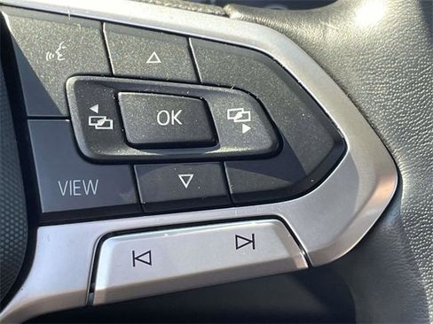 Used 2024 Volkswagen Jetta SE image 22