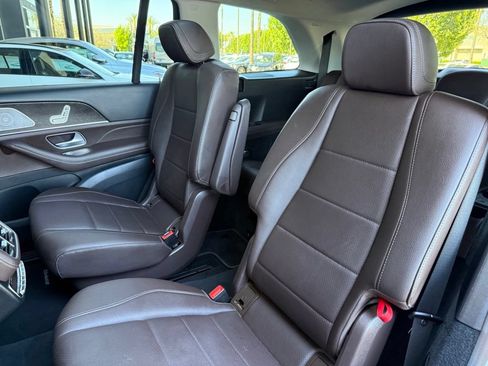 Certified 2023 Mercedes-Benz GLS 450 4MATIC image 13