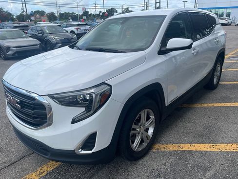 Used 2019 GMC Terrain SLE FWD image 1