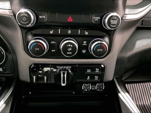 Used 2022 RAM 1500 Big Horn image 17