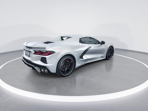 Used 2024 Chevrolet Corvette Stingray image 8