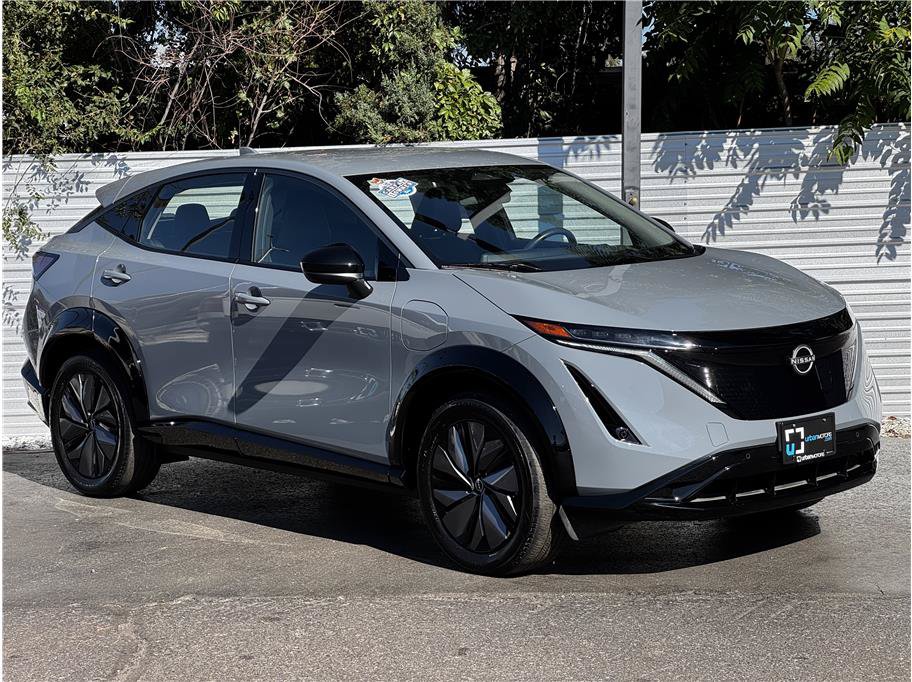 Used 2024 Nissan Ariya AWD image 6