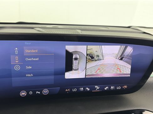 Used 2026 Buick Enclave Avenir w/ Super Cruise Package AWD/4WD image 28