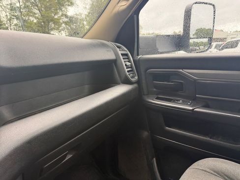 Used 2020 RAM 3500 Tradesman image 26