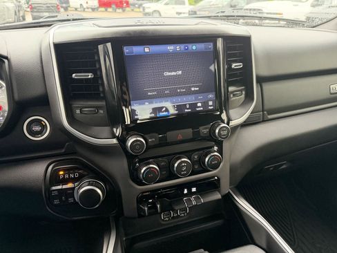 Used 2022 RAM 1500 Big Horn AWD/4WD image 11