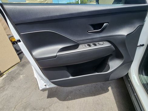 Certified 2024 Hyundai Kona SE FWD image 20