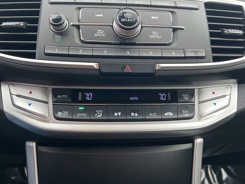 Used 2015 Honda Accord Sport image 21