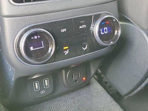 Used 2023 Genesis GV70 2.5T w/ Sport Prestige Package AWD/4WD image 19