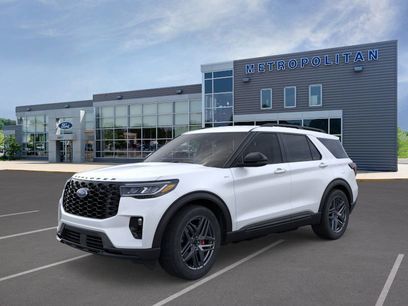 New 2025 Ford Explorer ST-Line w/ Premium Package