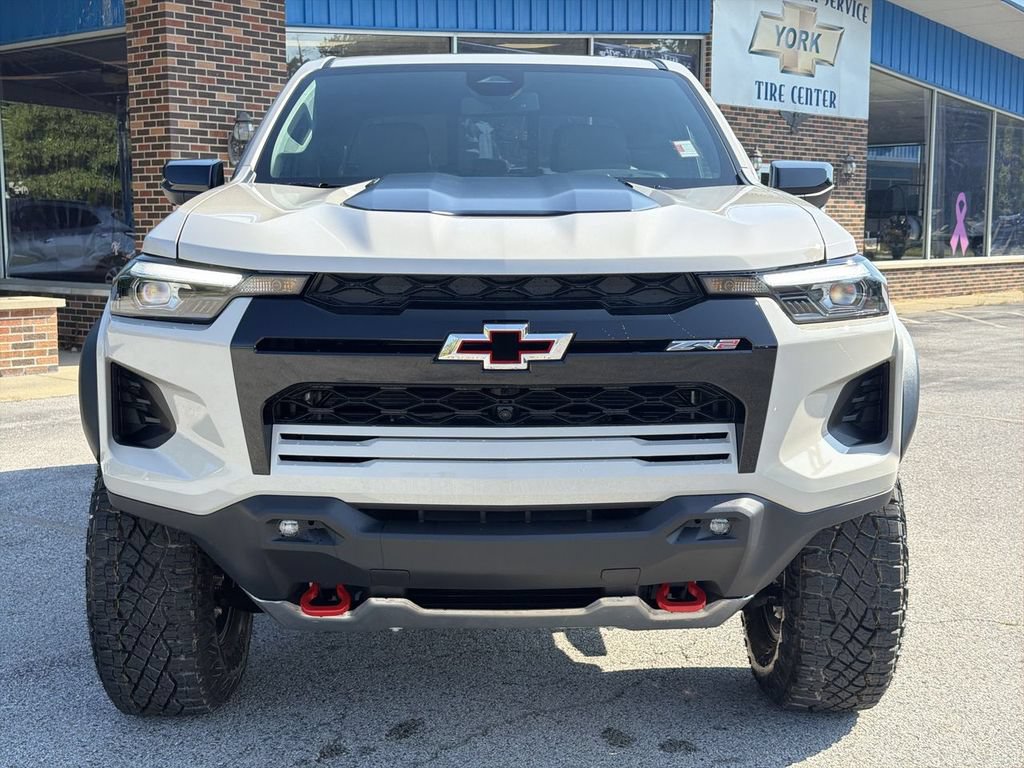 New 2026 Chevrolet Colorado ZR2 w/ Technology Package AWD/4WD image 31