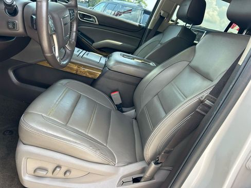Used 2017 GMC Yukon Denali w/ Open Road Package AWD/4WD image 6