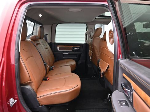 Used 2015 RAM 2500 Longhorn w/ Convenience Group AWD/4WD image 12