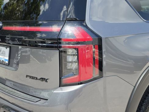 Used 2025 Nissan Armada PRO-4X w/ Pro-4X Premium Package AWD/4WD image 8