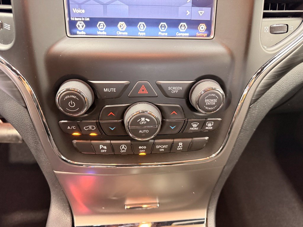 Used 2020 Jeep Grand Cherokee Laredo AWD/4WD image 18
