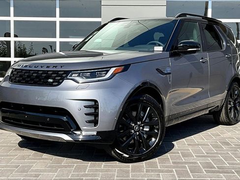 New 2026 Land Rover Discovery Dynamic SE AWD/4WD image 1