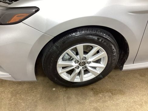 Used 2025 Toyota Camry LE FWD image 29