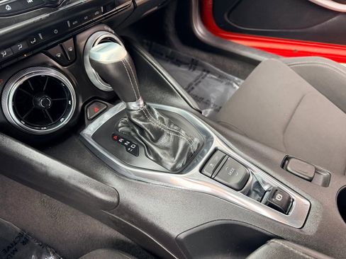 Used 2018 Chevrolet Camaro LT RWD image 15