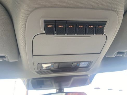 New 2025 Ford F250 XL w/ 360-Degree Camera Package RWD image 21