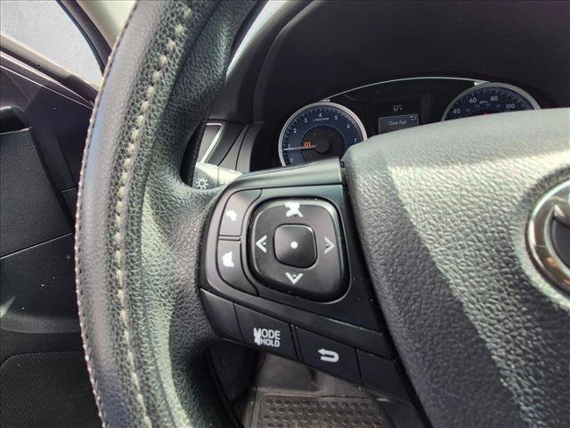 Used 2017 Toyota Camry LE FWD image 13