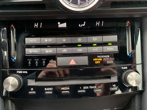 Used 2024 Lexus IS 350 F Sport image 27