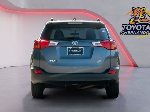 Used 2014 Toyota RAV4 LE AWD/4WD image 6