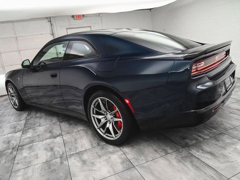 Used 2025 Dodge Charger Daytona Scat Pack w/ Track Pack AWD/4WD image 4