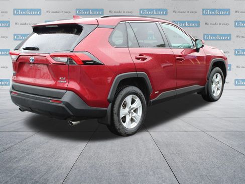 Used 2019 Toyota RAV4 XLE w/ Convenience Package image 6