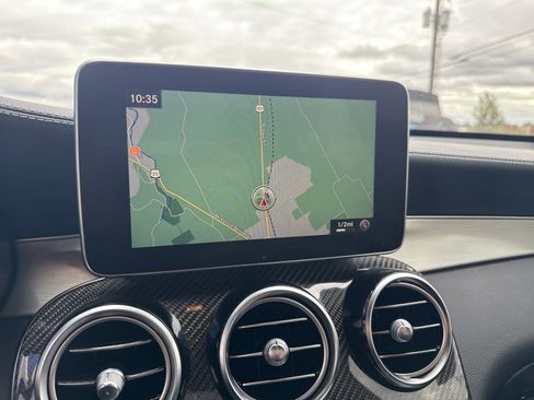 Used 2019 Mercedes-Benz GLC 63 AMG 4MATIC image 25