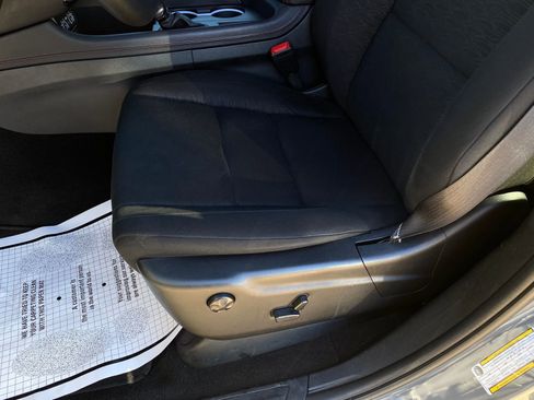 Used 2024 Dodge Durango GT image 11