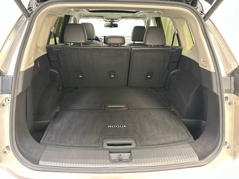 Certified 2025 Nissan Rogue SL w/ SL Premium Package AWD/4WD image 25