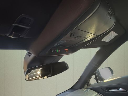 Used 2024 Cadillac XT4 Premium Luxury image 34