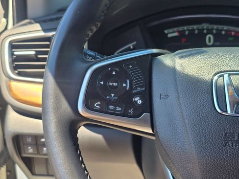 Used 2018 Honda CR-V Touring image 18