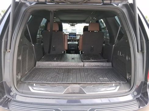 Used 2023 Chevrolet Tahoe High Country w/ LPO, Illumination Package image 6