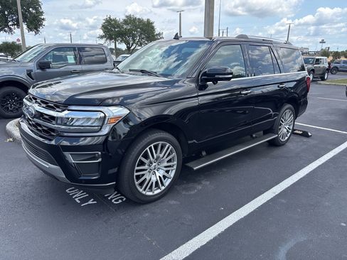 Certified 2022 Ford Expedition Limited RWD image 2