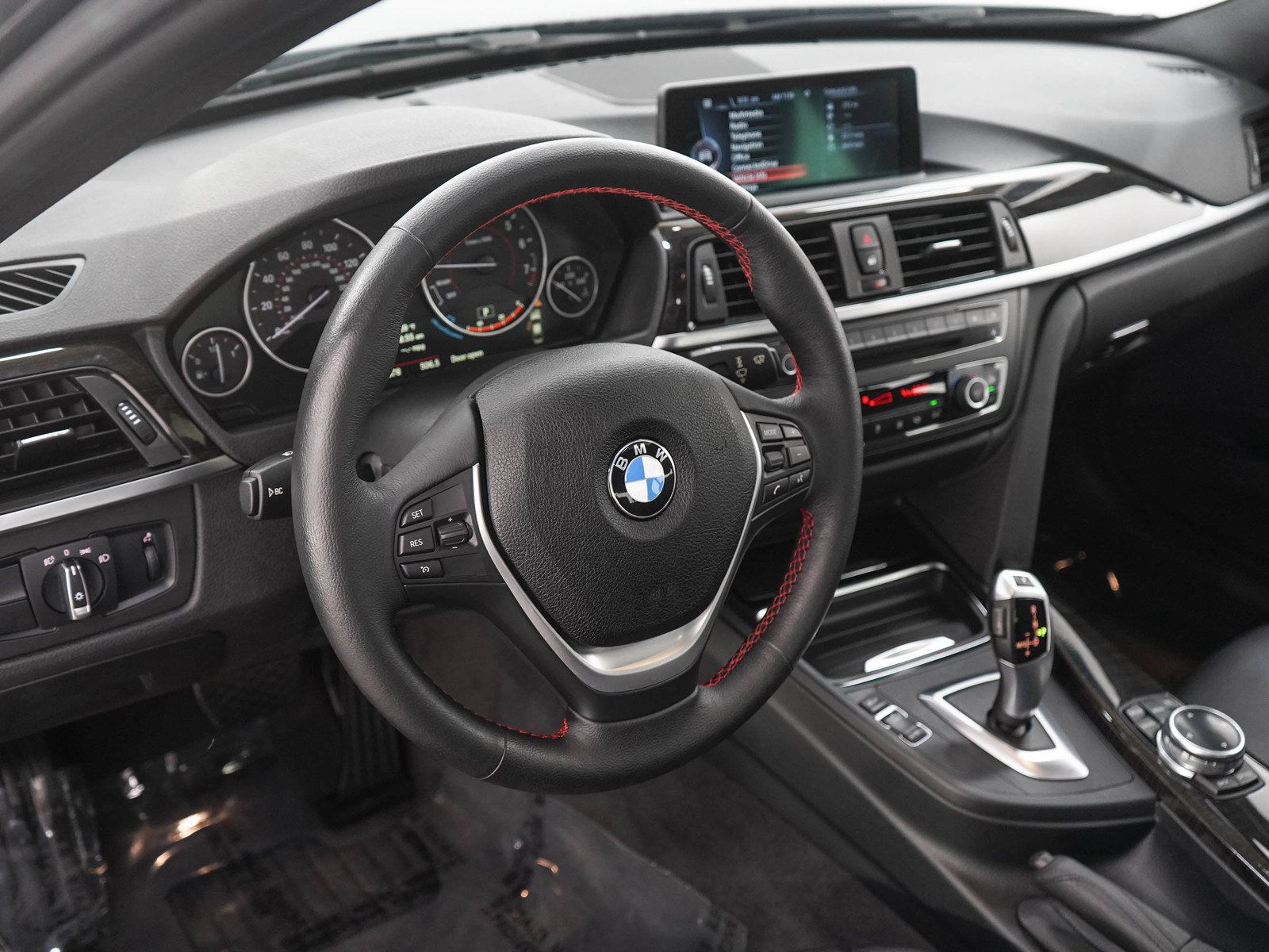 Used 2014 BMW 328i xDrive Sedan AWD/4WD image 19