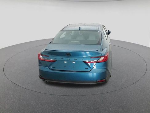 New 2026 Toyota Camry SE image 7