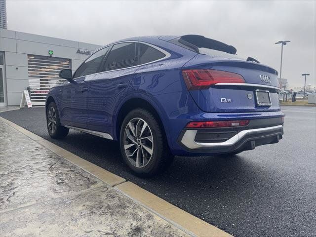 Used 2023 Audi Q5 2.0T Premium w/ Convenience Package AWD/4WD image 36