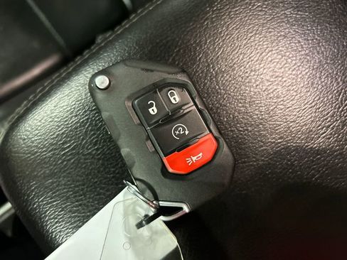 Used 2021 Jeep Wrangler Unlimited Sahara image 22