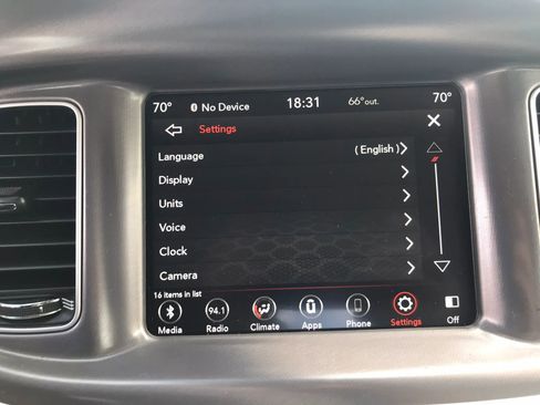 Used 2019 Dodge Charger SXT AWD/4WD image 25