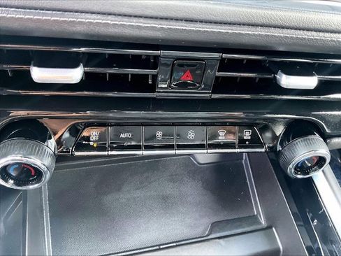 Certified 2025 Chevrolet Tahoe LS image 23