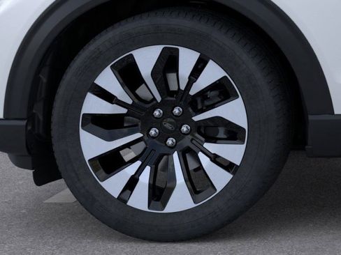 New 2026 Ford Explorer Platinum w/ LUX Leather Package image 33