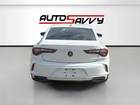 Used 2023 Acura TLX image 6