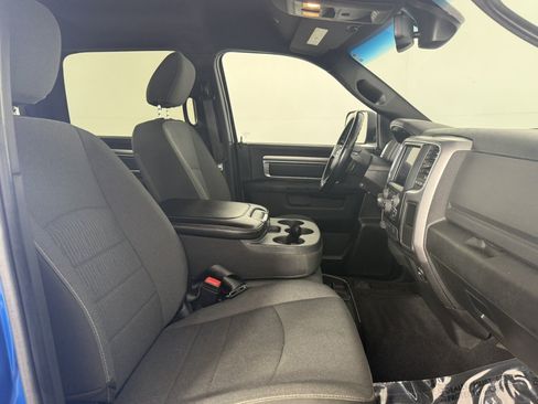 Used 2022 RAM 1500 Warlock AWD/4WD image 9